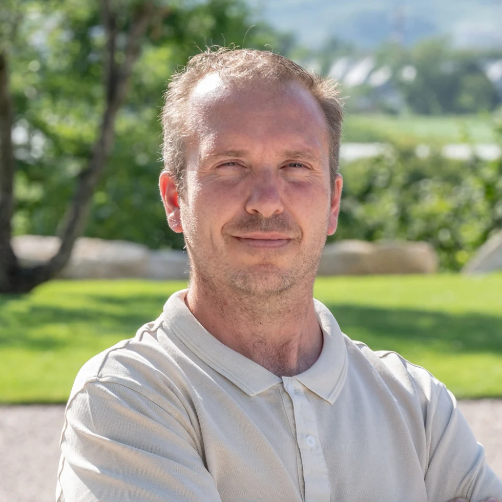 Emiliano - Über uns - Agri-Campingplatz Agrisalus